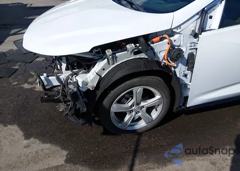 2017 Chevrolet Volt Lt z USA, uszkodzony, nr VIN 1G1RA6S54HU105573